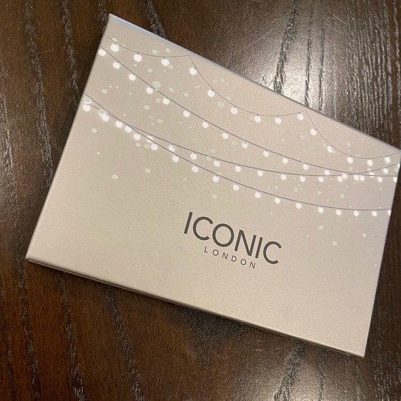 Iconic 💖💖 - Picture 3 of 5